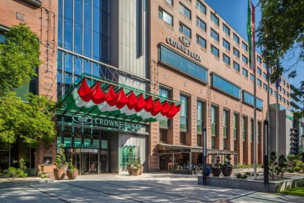 תמונת מלון Crowne Plaza Budapest