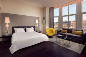 PARK PLAZA VICTORIA