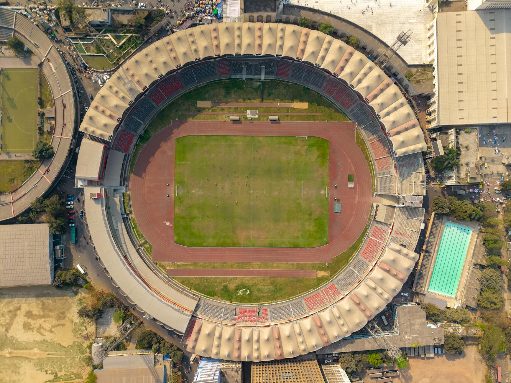 חבילת כדורגל באיטליה — מילאנו, יובנטוס ורומא