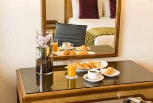 COPTHORNE TARA KENSINGTON