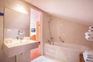 delambre hotel paris
