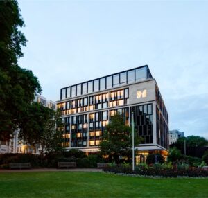 citizenM Tower of London, לונדון