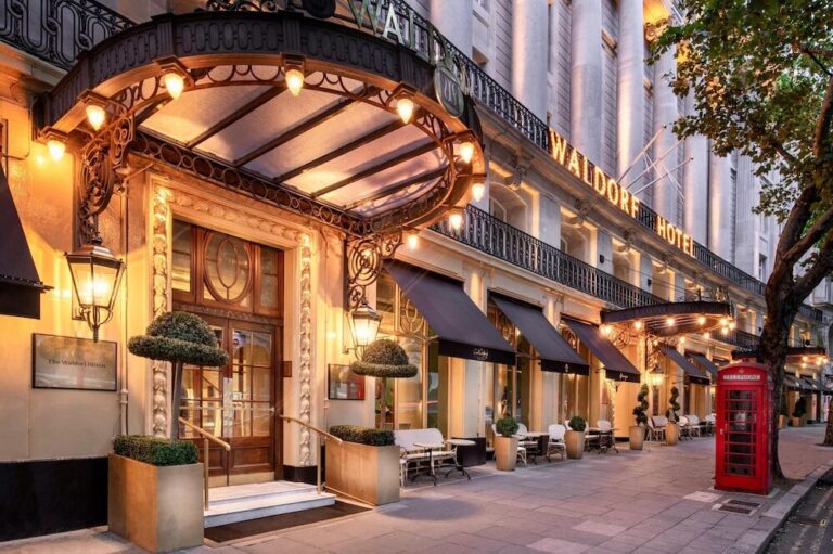 the waldorf hilton london 1 768x511