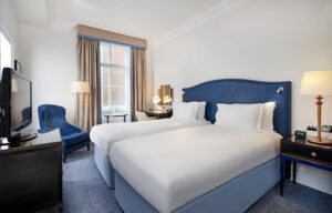 THE WALDORF HILTON, LONDON, לונדון