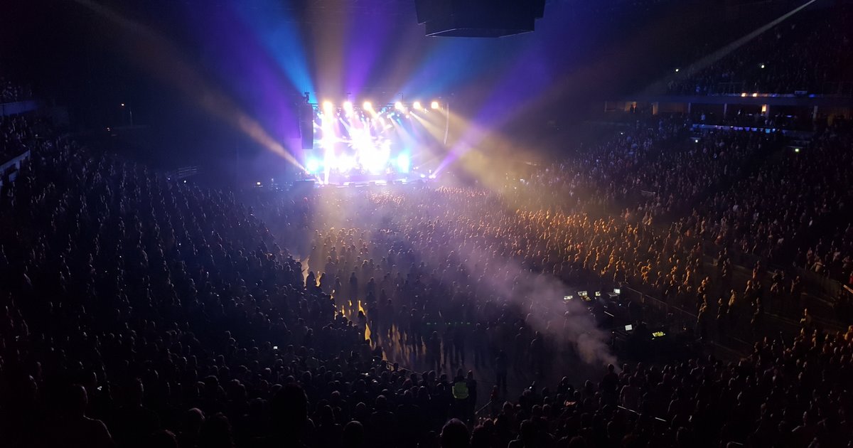 חבילה להופעה של נואה קאהן | לונדון | 14.11.26