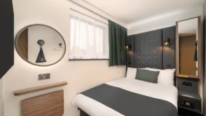 point A hotel westminister