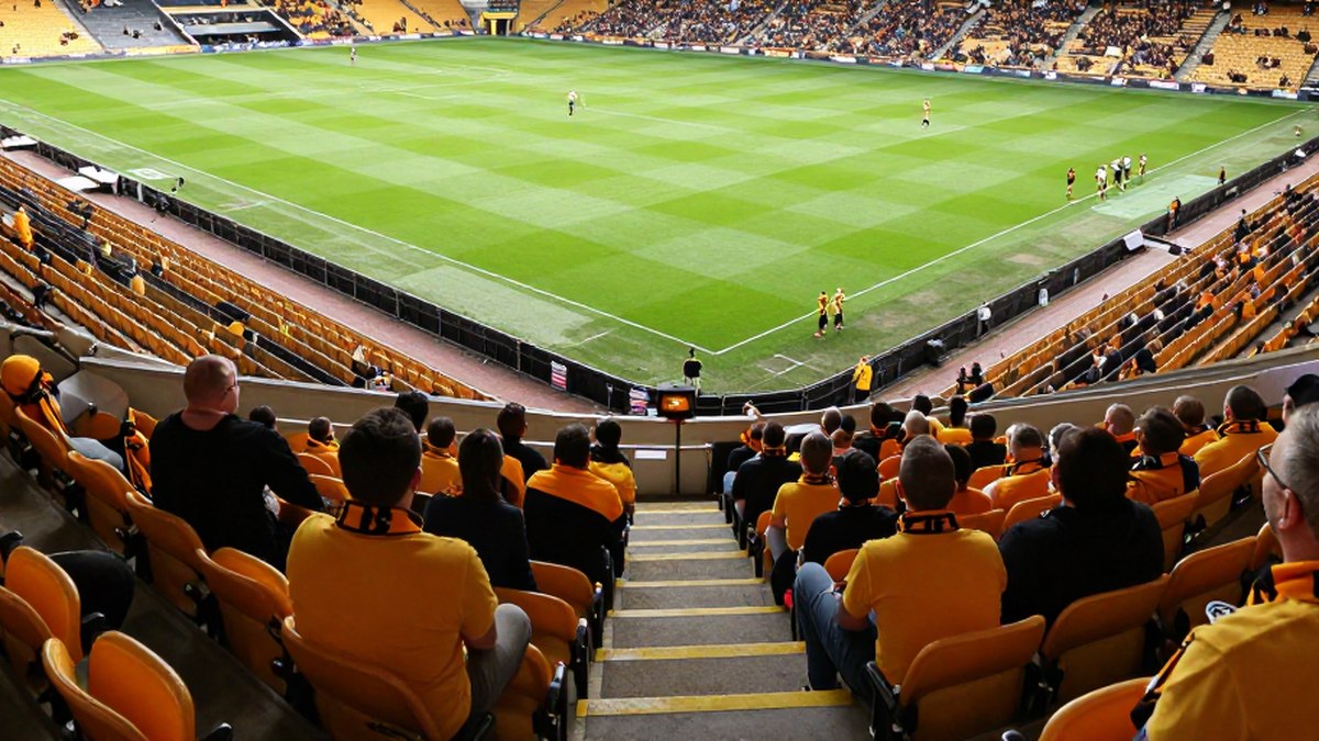hero molineux