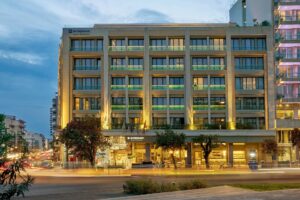 ZEUS ESSENCE WYNDHAM ATHENS RESIDENCE